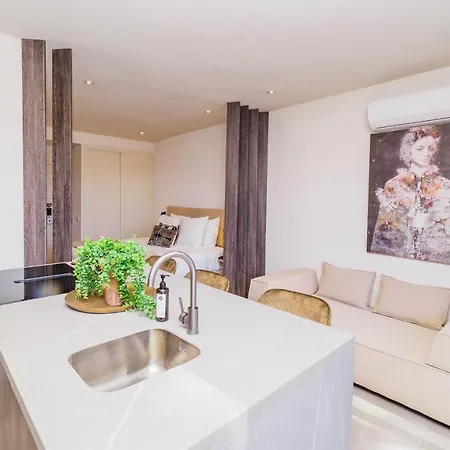 Cubo's Comfy Romana Playa Estudio 803 Apartment *