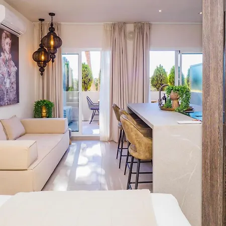 Cubo's Comfy Romana Playa Estudio 803 *